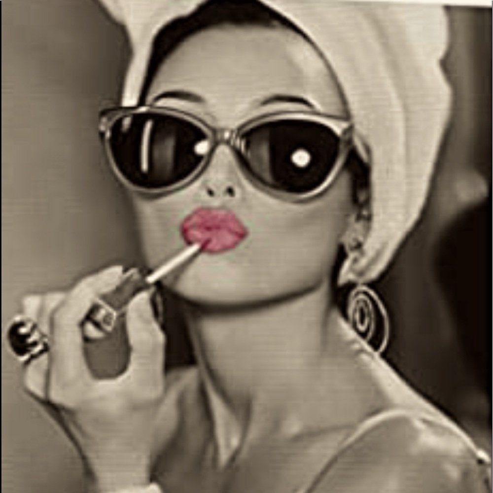 Meet your Posher, Pam